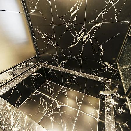 Masan Almond Hotel Changwon Extérieur photo